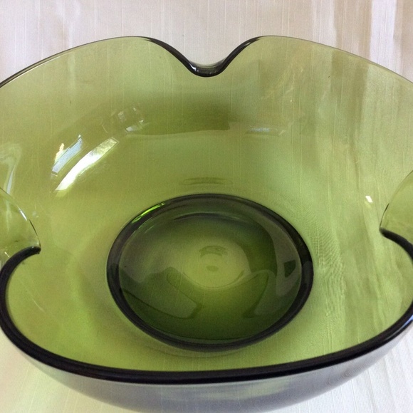 Vintage Mid century clear green glass bowl - Picture 2 of 5